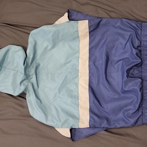 BEBE wind breaker - Picture 4 of 4